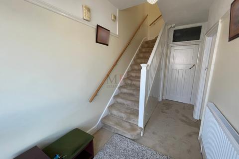 undefined, Masefield Avenue, Southall, UB1