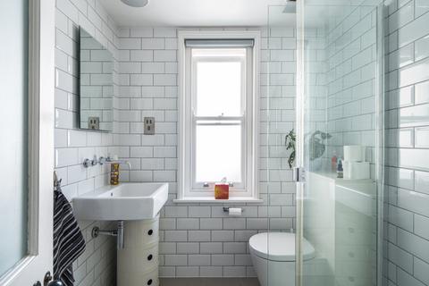 2 bedroom end of terrace house for sale, Coleman Fields, Islington, London