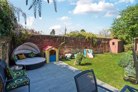 4 Bridewell Square, Devizes, SN10 1NG