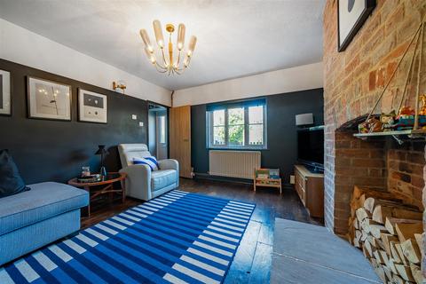4 Bridewell Square, Devizes, SN10 1NG