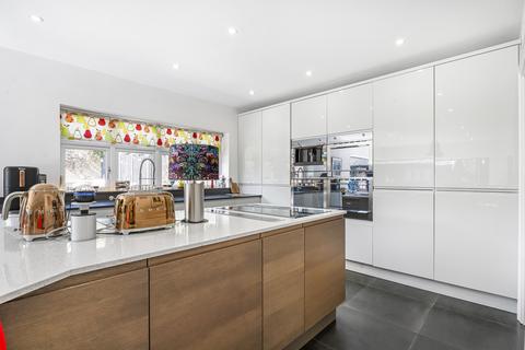 4 bedroom detached house for sale, Lilley LU2