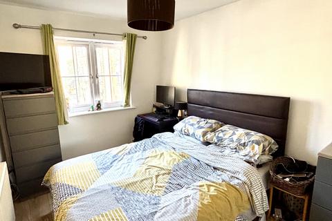 3 bedroom terraced house for sale, Broadacres, Bailiff Bridge, Brighouse, West Yorkshire, HD6