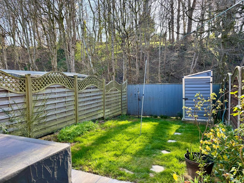 Garden/Woodland View
