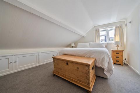 20 Avon Road, Devizes, SN10 1PR