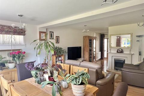 7 Haddon Way, Carlyon Bay, St Austell, PL25 3QG