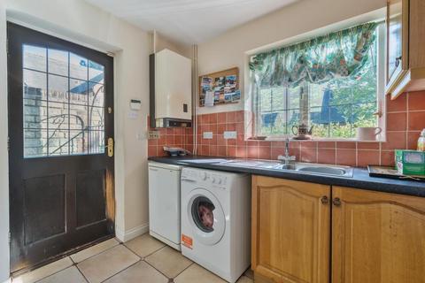 2 All Saints Close, Marcham, Abingdon, OX13 6PE