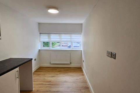 undefined, Hopton Road, Wealdstone