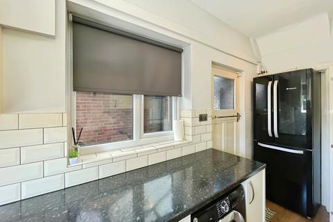 3 bedroom semi-detached house to rent, Ashcroft Road, Luton, LU2