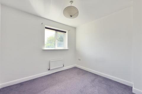 7 Foxen Croft, Lundwood, Barnsley, S71 5JE