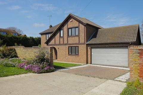 5 bedroom detached house for sale, Kingsgate Avenue, Broadstairs, Kent, CT10