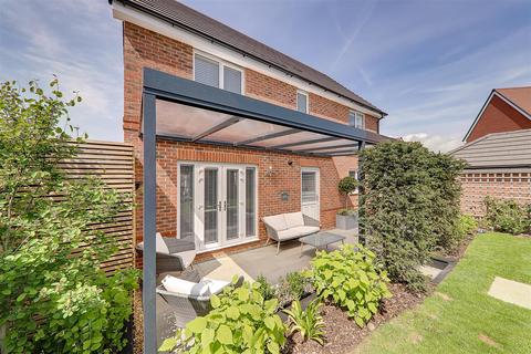 4 bedroom detached house for sale, Dianthus Grove, Worthing BN13