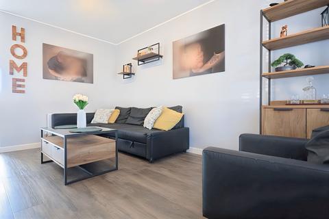 95 Centenary Way, Witney, OX29 7AZ