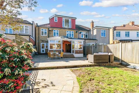 13 Selwyn Crescent, Welling, DA16 2AP