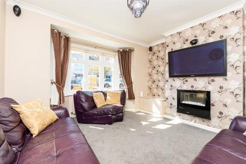 13 Selwyn Crescent, Welling, DA16 2AP
