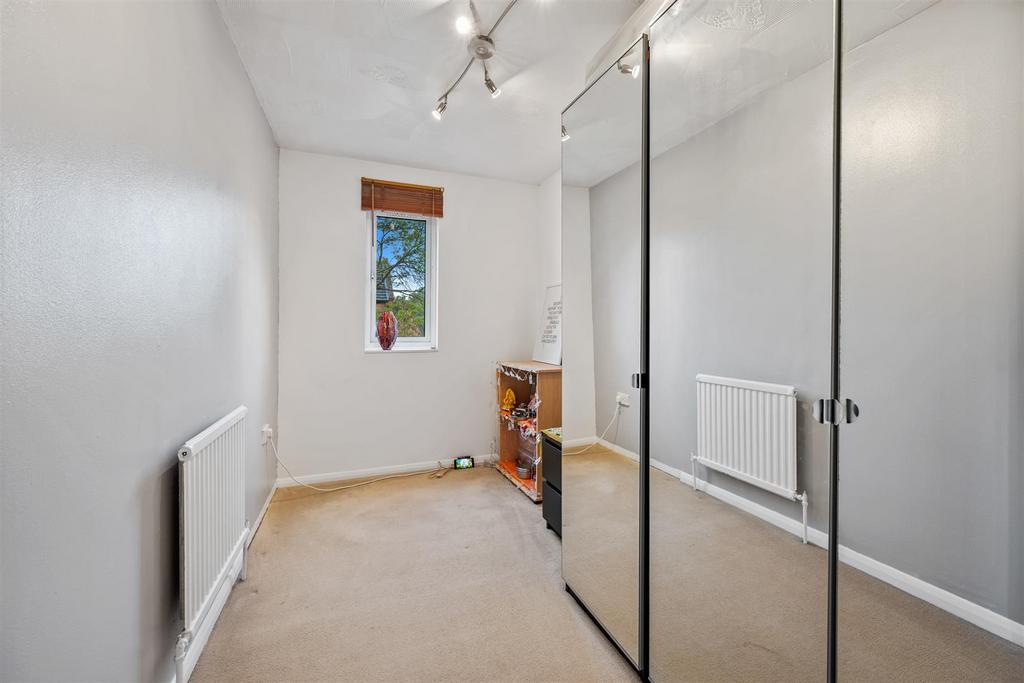 22 Verdon Dr Web25.jpg