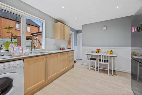 3 bedroom detached house for sale, Verdon Drive, Milton Keynes MK15