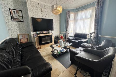 2 bedroom terraced house for sale, Burford Road, East Ham, London, E6