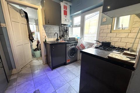 2 bedroom terraced house for sale, Burford Road, East Ham, London, E6