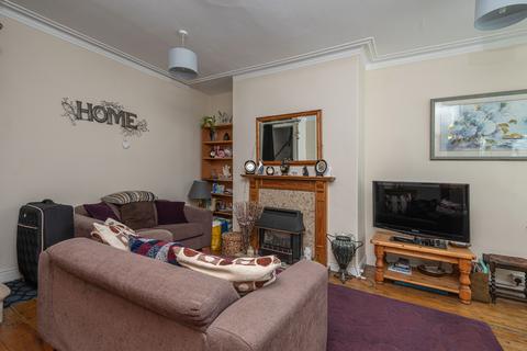 31 Cross Flatts Parade, Leeds, LS11 7JL