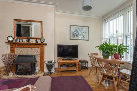 31 Cross Flatts Parade, Leeds, LS11 7JL