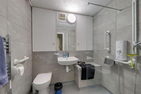 2 bedroom retirement property for sale, Rogate Road, Worthing, BN11