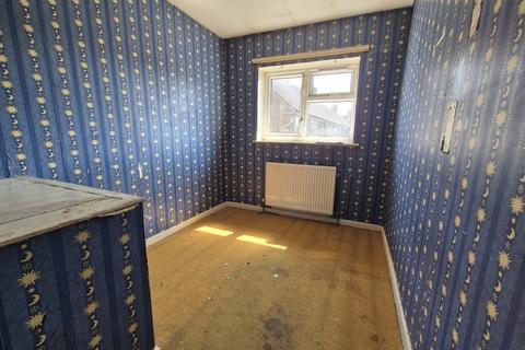 3 bedroom end of terrace house for sale, Valentine Close, Hull, HU4 7DN