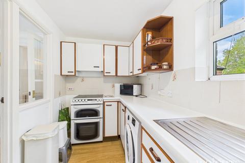 2 bedroom retirement property for sale, Roseacre Gardens, Welwyn Garden City AL7