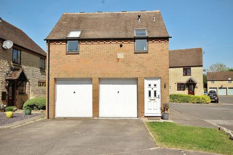 14 Painswick Close, Witney, OX28 5FX