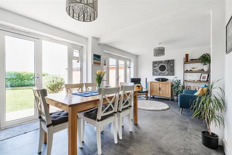 21 Gerway Close, Ottery St Mary, EX11 1GL