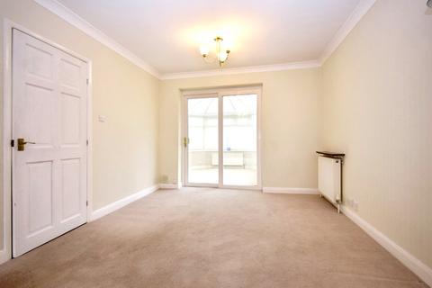 3 bedroom semi-detached house for sale, The Spinney, Wakefield, West Yorkshire
