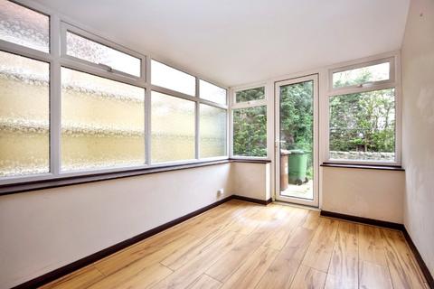 3 bedroom semi-detached house for sale, The Spinney, Wakefield, West Yorkshire
