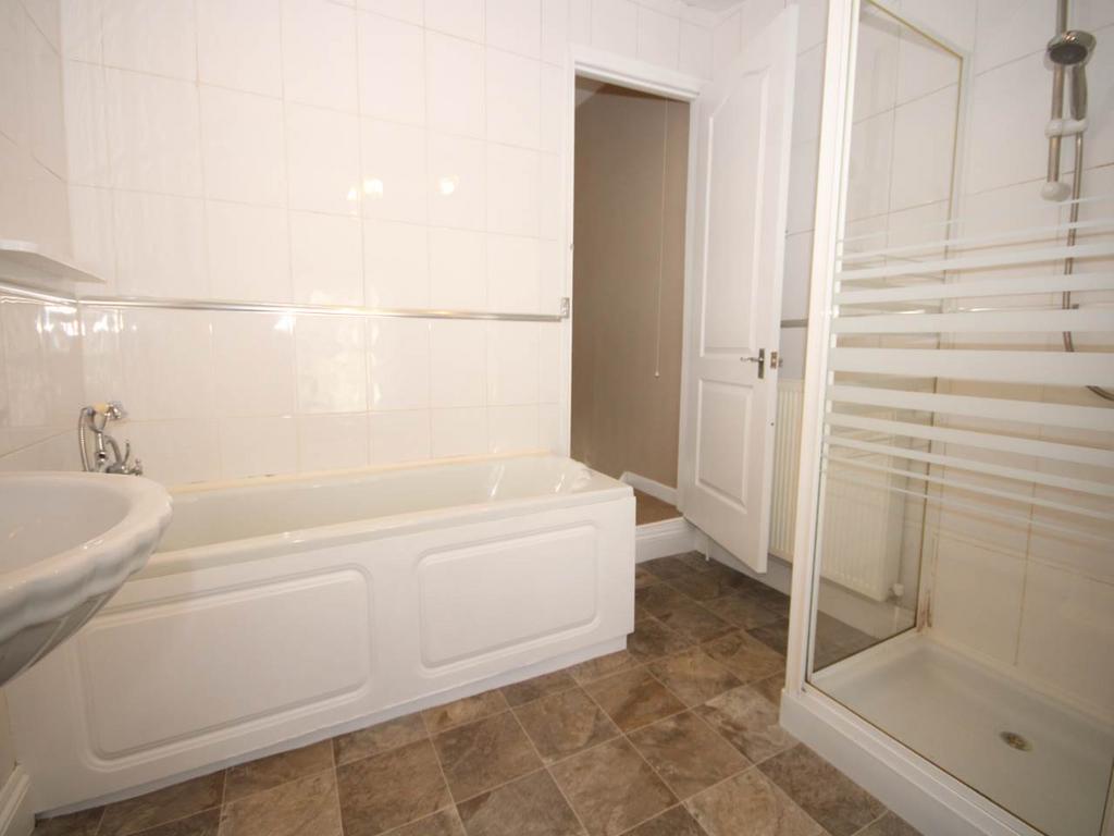 Bathroom (2)