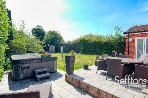 undefined, Wroxham Road, Norwich, Norfolk