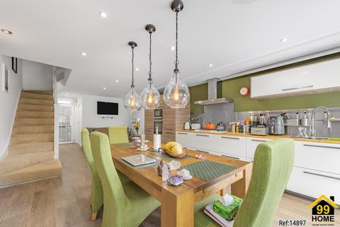undefined, Broom Park, Teddington, Middlesex, TW11