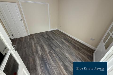 undefined, Spring Grove Road, Hounslow, TW3
