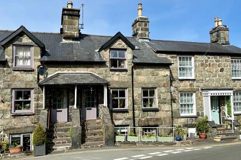 7 Cader Road, Dolgellau, LL40 1RH