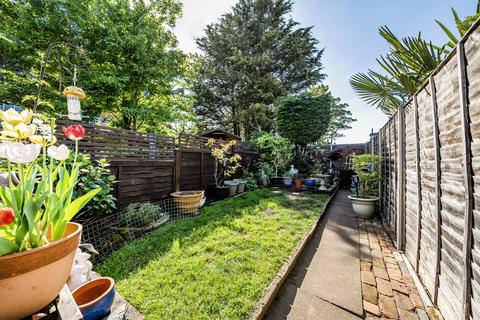 2 bedroom terraced house for sale, West Street, Colchester, Essex