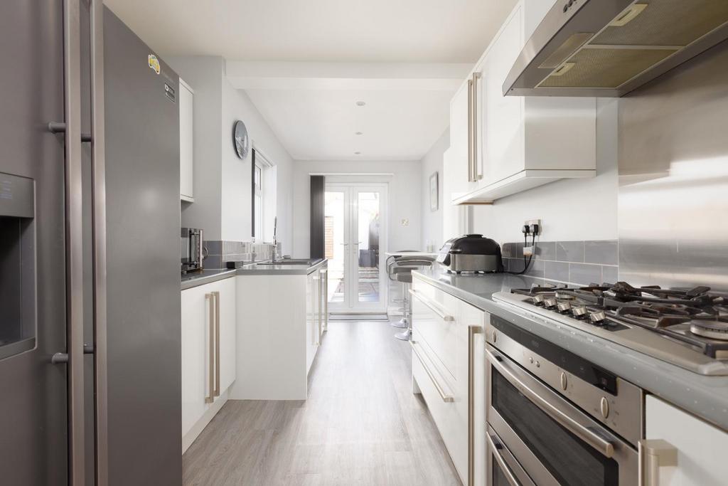 11 Crowther Park-8.jpg