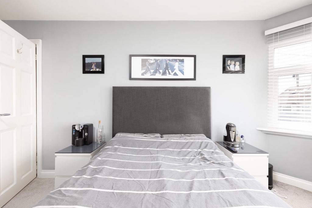 11 Crowther Park-21.jpg