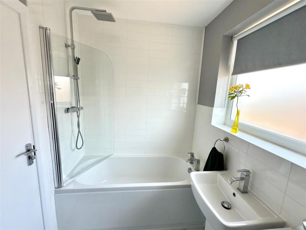 Bath And Shower.jpg
