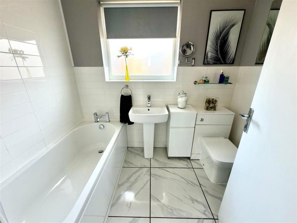 Bathroom.jpg