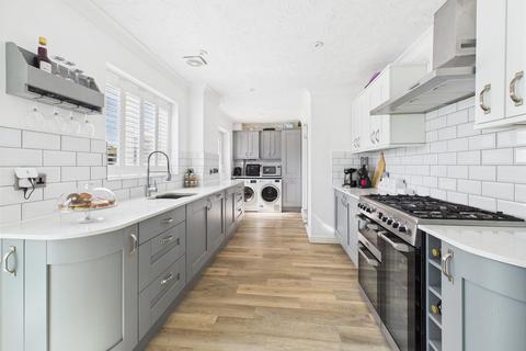 15 Thomas Stock Gardens, Abbeymead, Gloucester, GL4 5GH