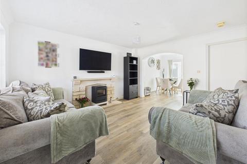 15 Thomas Stock Gardens, Abbeymead, Gloucester, GL4 5GH