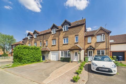 5 Minstrel Way, Churchdown, Gloucester, GL3 1NS