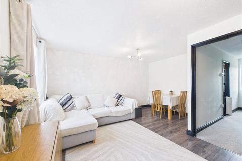 5 Minstrel Way, Churchdown, Gloucester, GL3 1NS