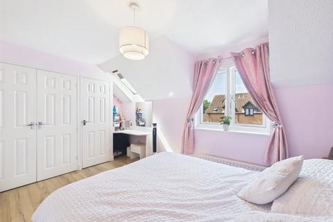 5 Minstrel Way, Churchdown, Gloucester, GL3 1NS
