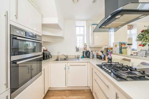 4, Tigar Lodge Marbaix Gardens, Isleworth, TW7 4FE