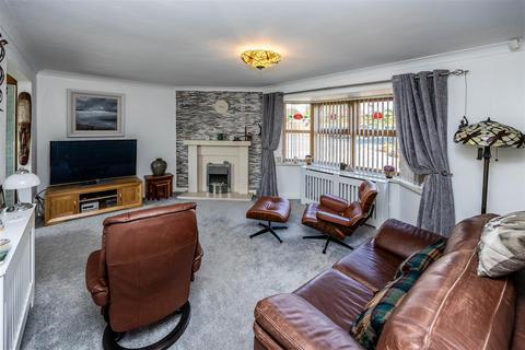 29 Bent Lea, Huddersfield, HD2 1QW