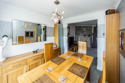 29 Bent Lea, Huddersfield, HD2 1QW
