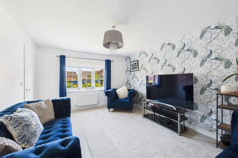 4 bedroom detached house for sale, Geldart Avenue, South Cave, HU15 2YL